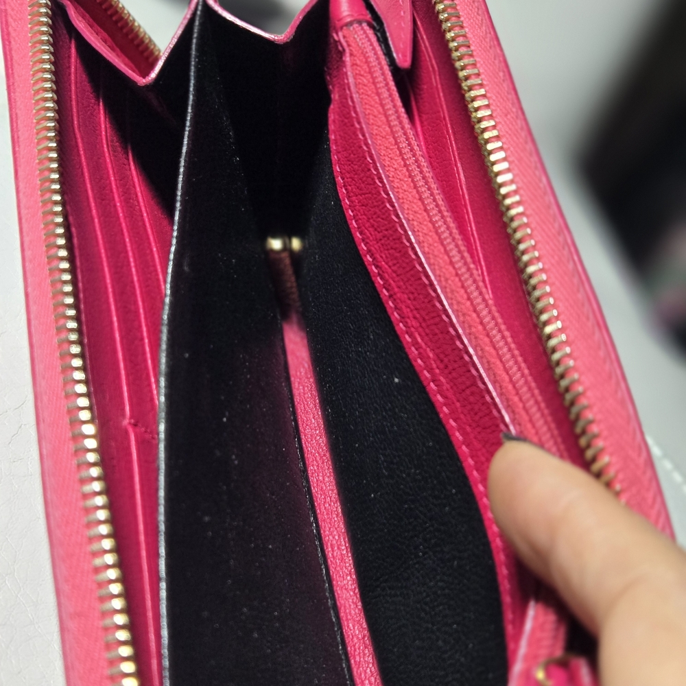 Yves Saint Laurent Pink Leather wallet. Very good condition - Picture 7 of 10